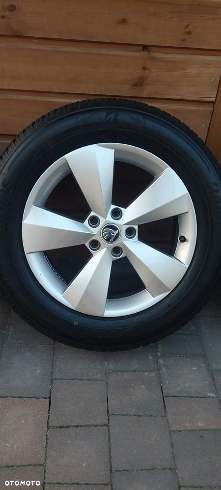 Oryginalne felgi wraz z oponami 215/65 R17 103H - Skoda Kodiaq - 3