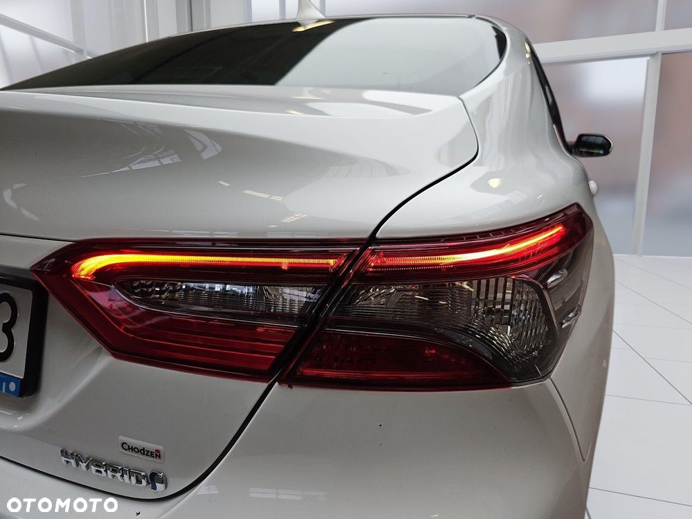 Toyota Camry 2.5 Hybrid Prestige CVT - 30