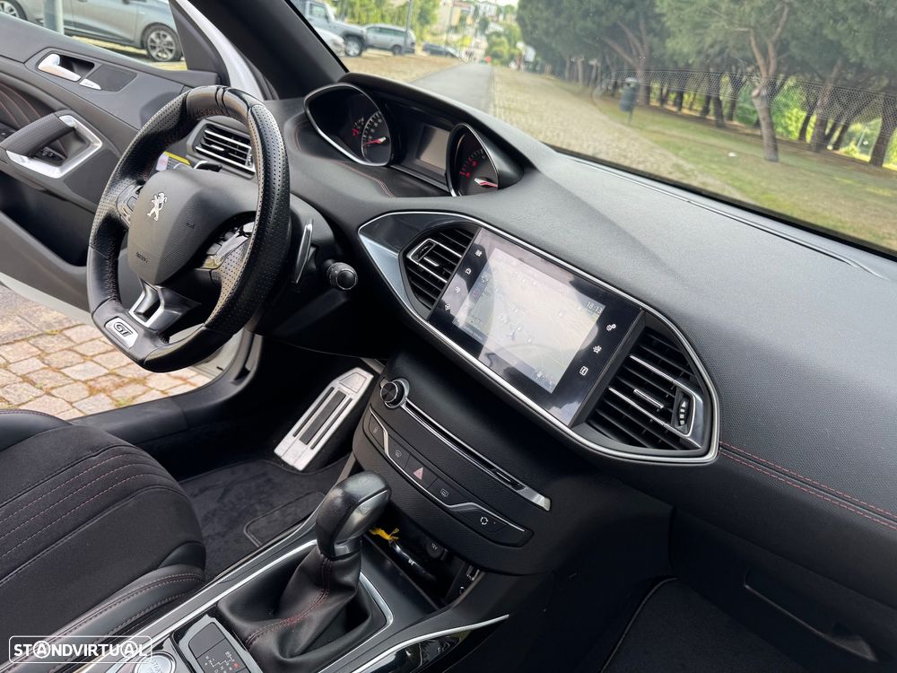Peugeot 308 SW - 20