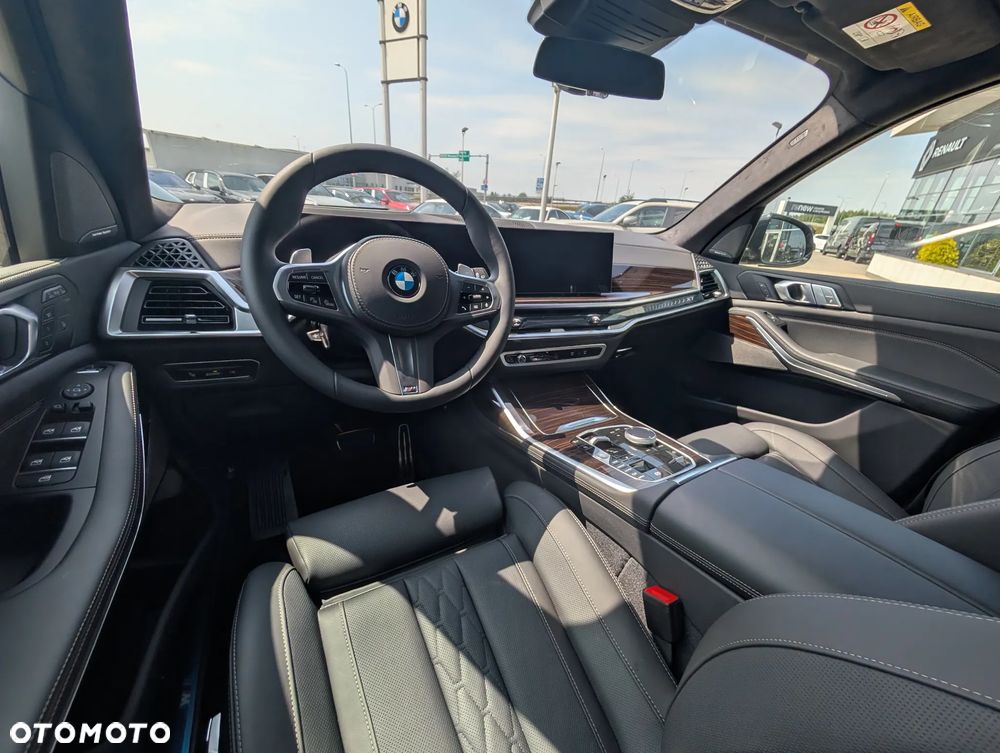 BMW X7 - 14
