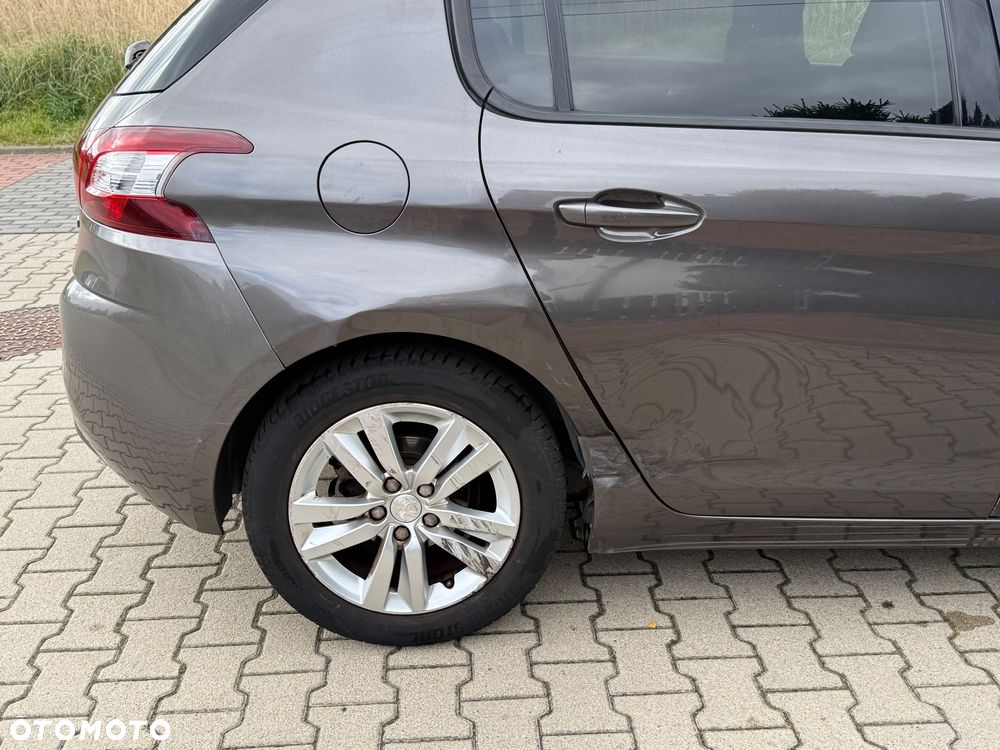 Peugeot 308 2015 photo 5