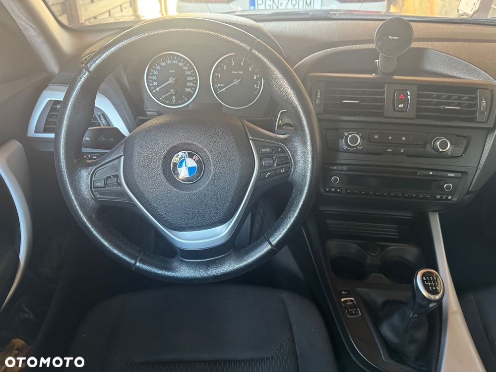 BMW Seria 1 116i - 5