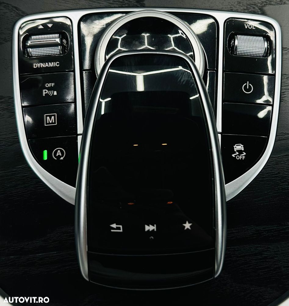 Mercedes-Benz GLC - 25