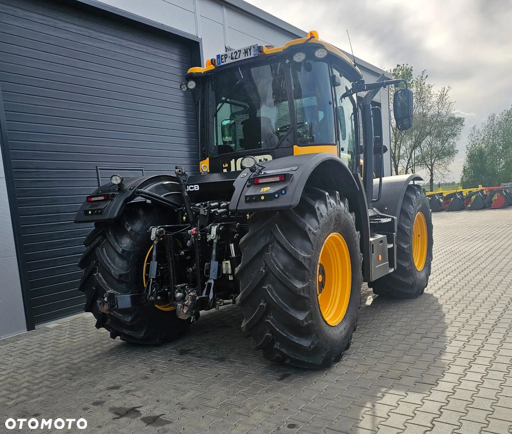 JCB FASTRAC 4220 - 3