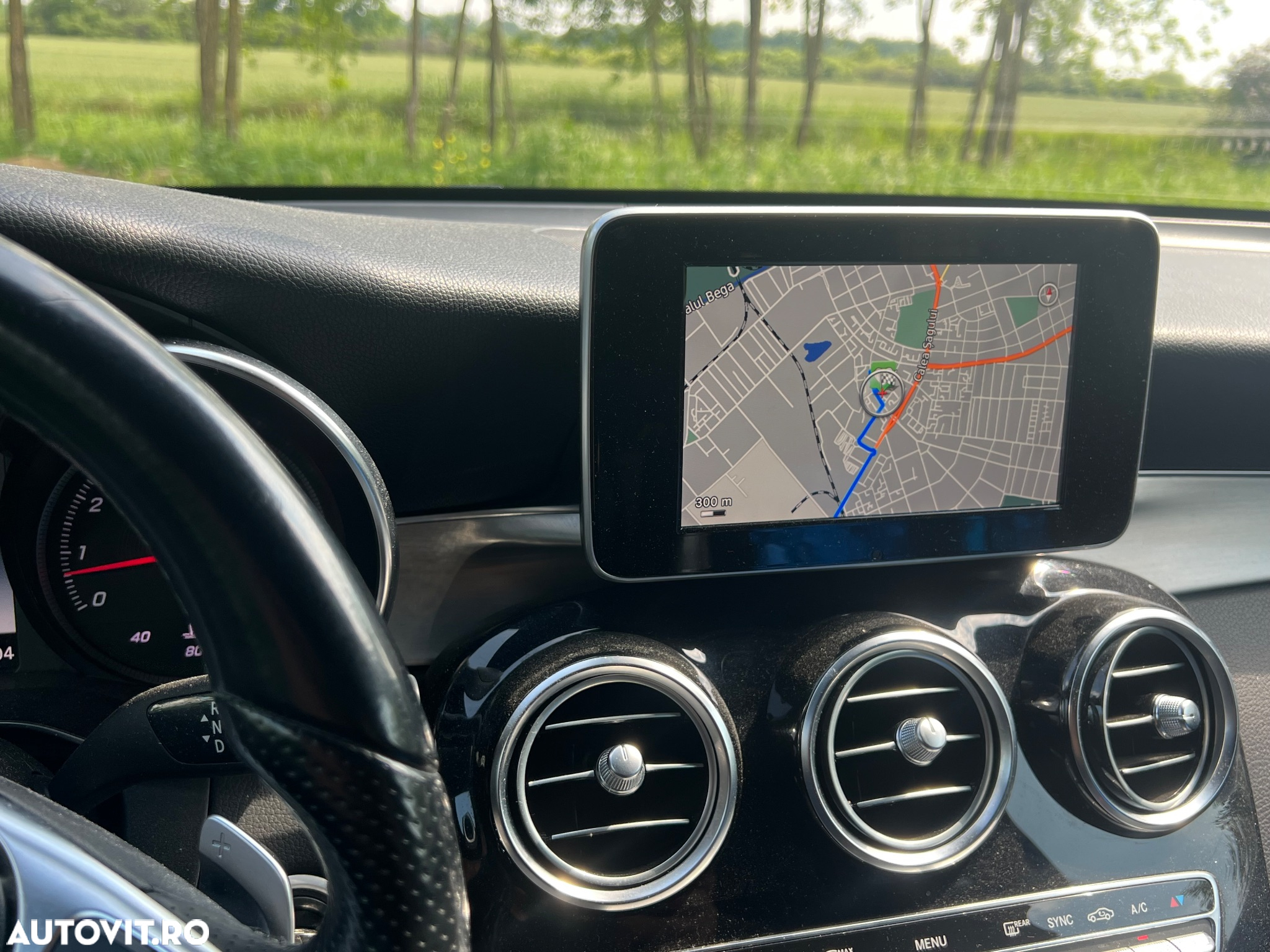 Mercedes-Benz GLC 250 4MATIC - 8