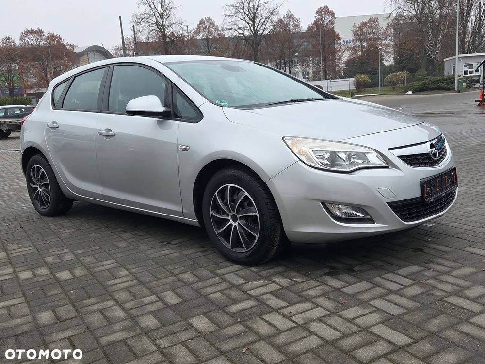 Opel Astra 1.6 Active - 9