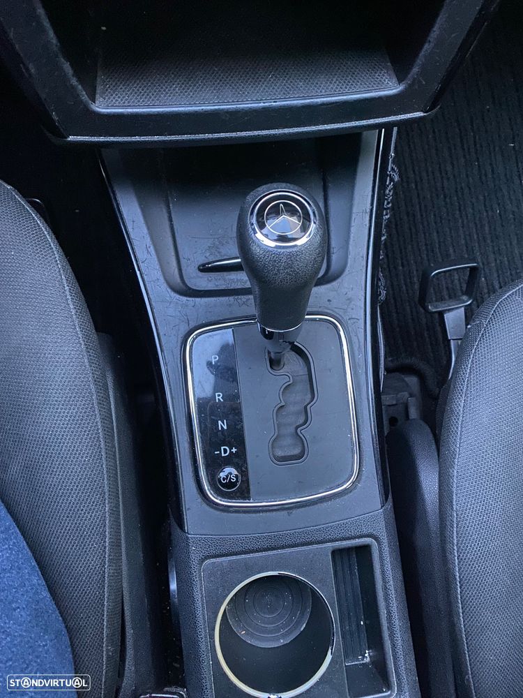 Mercedes-Benz A 150 Elegance Automatic - 24