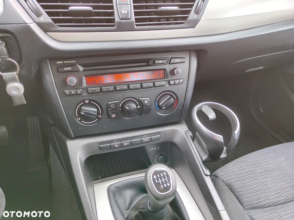 BMW X1 sDrive18d - 17