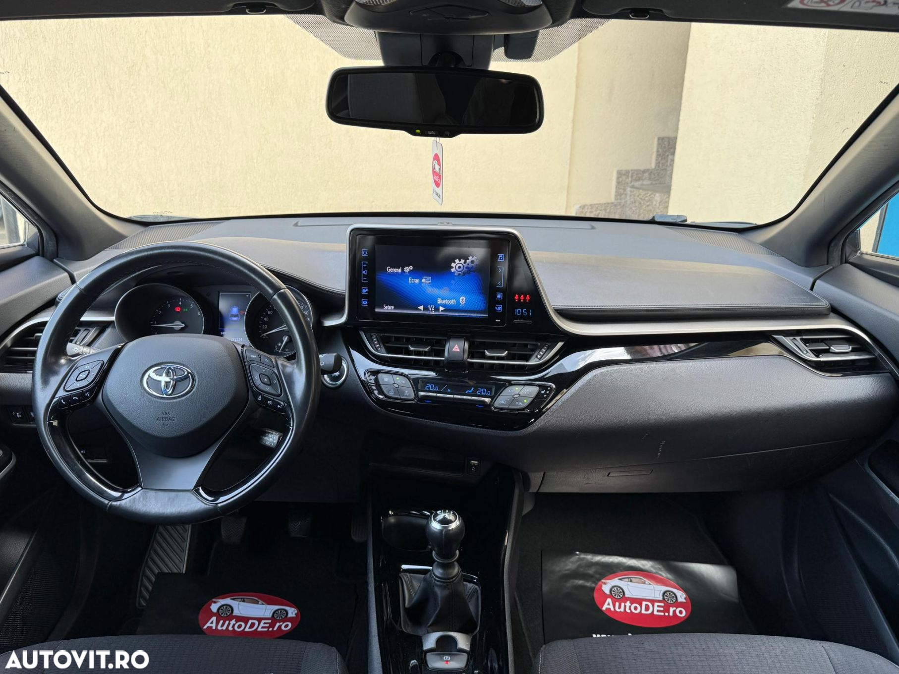 Toyota C-HR - 8