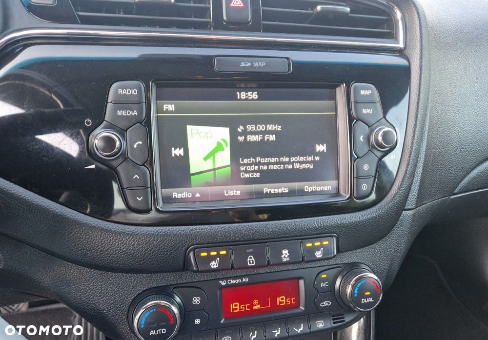 Kia Ceed 1.6 GDI Fifa World Cup Edition - 21