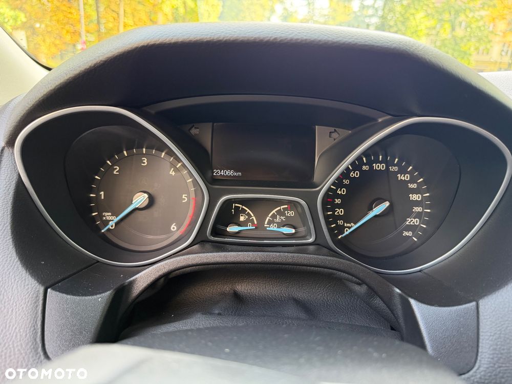 Ford Focus - 17