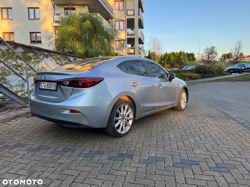 Mazda 3 - 4