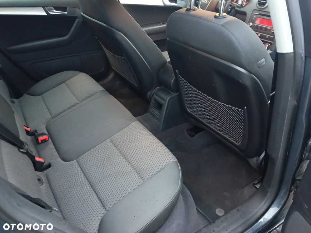 Audi A3 Sportback 1.6 Attraction - 17