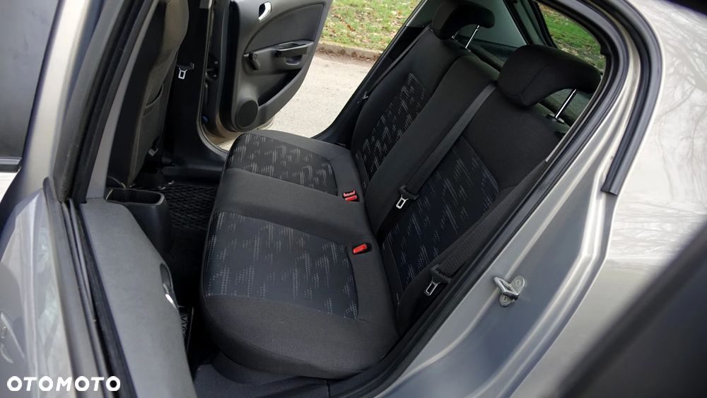 Opel Corsa 1.2 16V Innovation 110 Jahre - 8