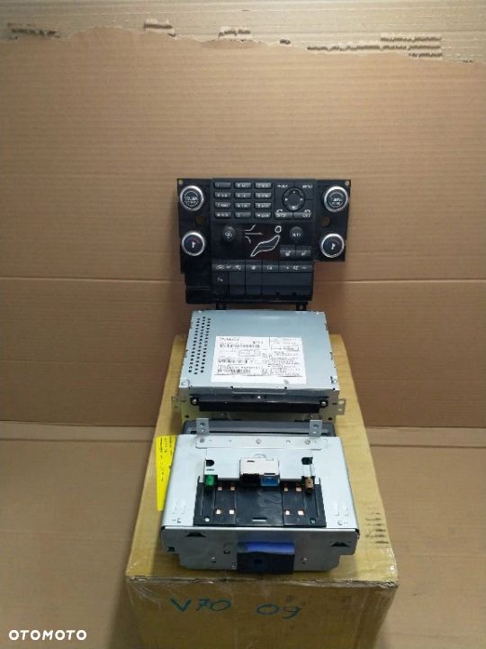 RADIO NAWIGACJA PANEL KLimy volvo v70 iii 09' kpl - 1