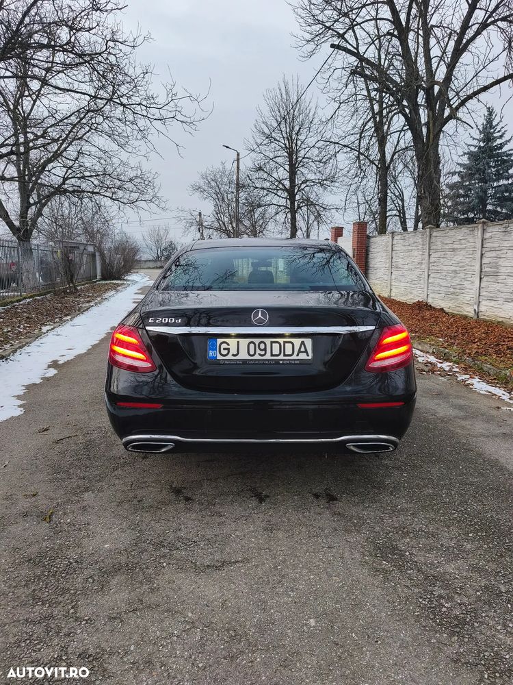 Mercedes-Benz E 200 d 9G-TRONIC - 5
