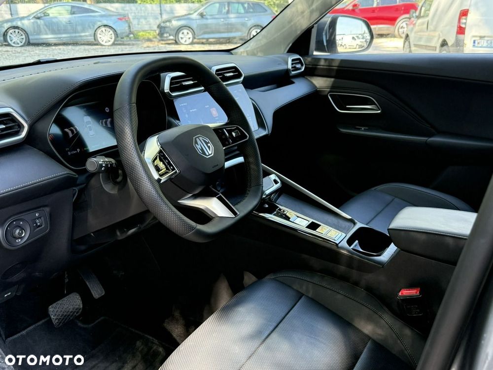 MG ZS 1.5 HEV+ Exclusive - 8
