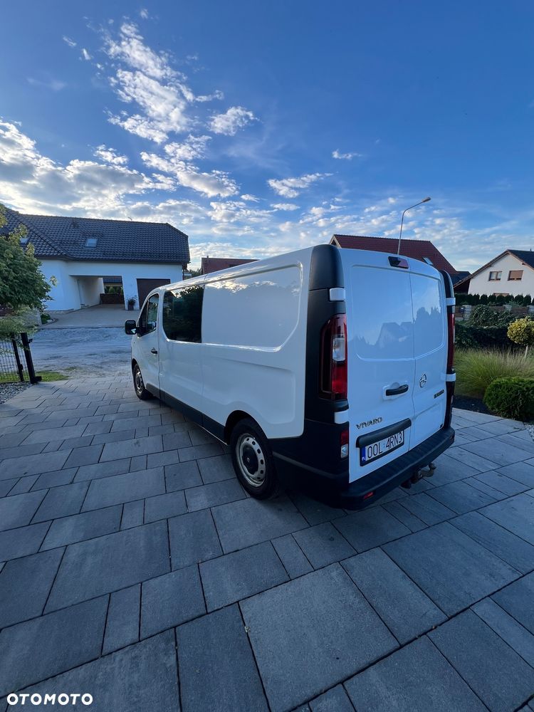 Opel Vivaro - 2