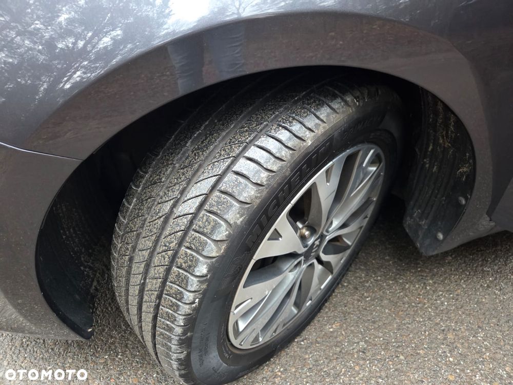 Kia Ceed 1.6 GDI Platinum Edition - 34