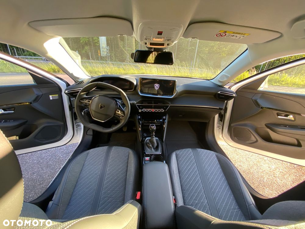 Peugeot 208 1.2 PureTech Allure S&S - 13
