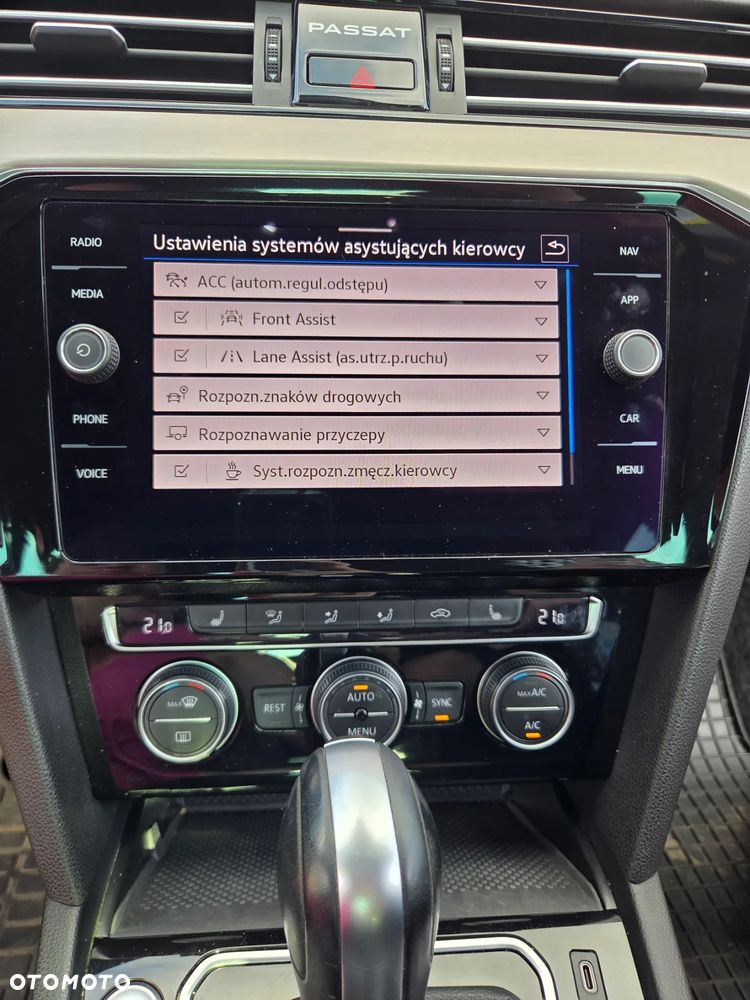 Volkswagen Passat 1.5 TSI EVO Elegance DSG - 10