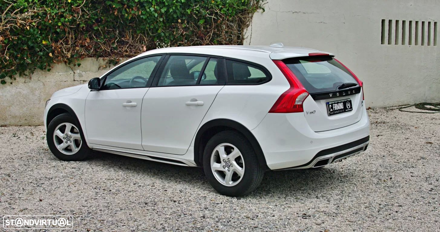 Volvo V60 2.0 D3 Kinetic - 12
