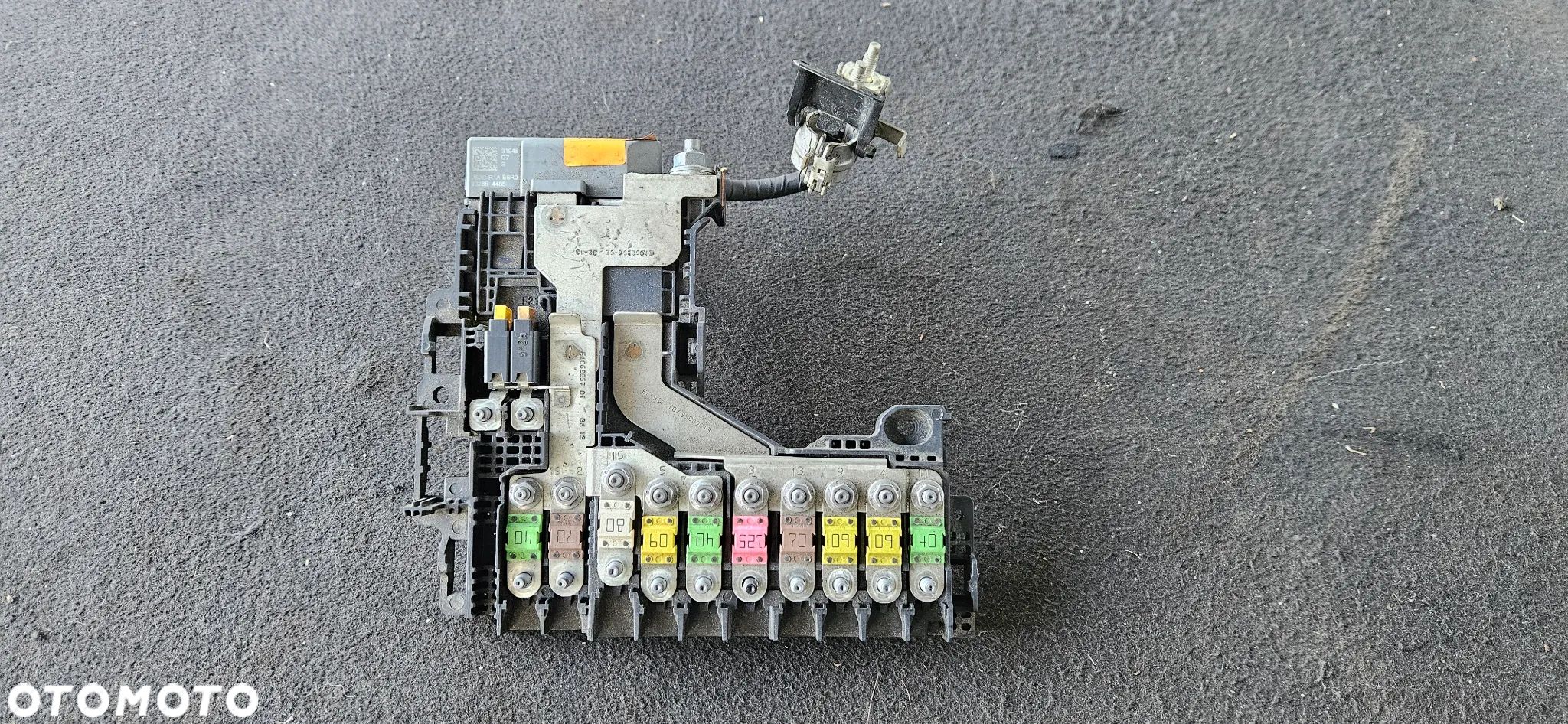 Moduł napięcia akumulatora 9665878080 klema Peugeot 508 Citroen - 1