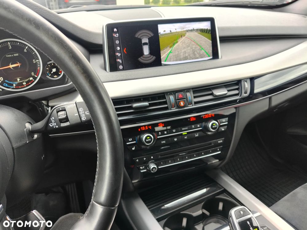 BMW X5 xDrive25d - 17