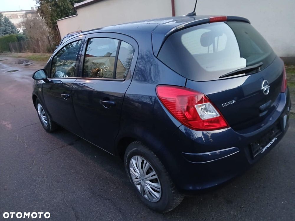 Opel Corsa - 4