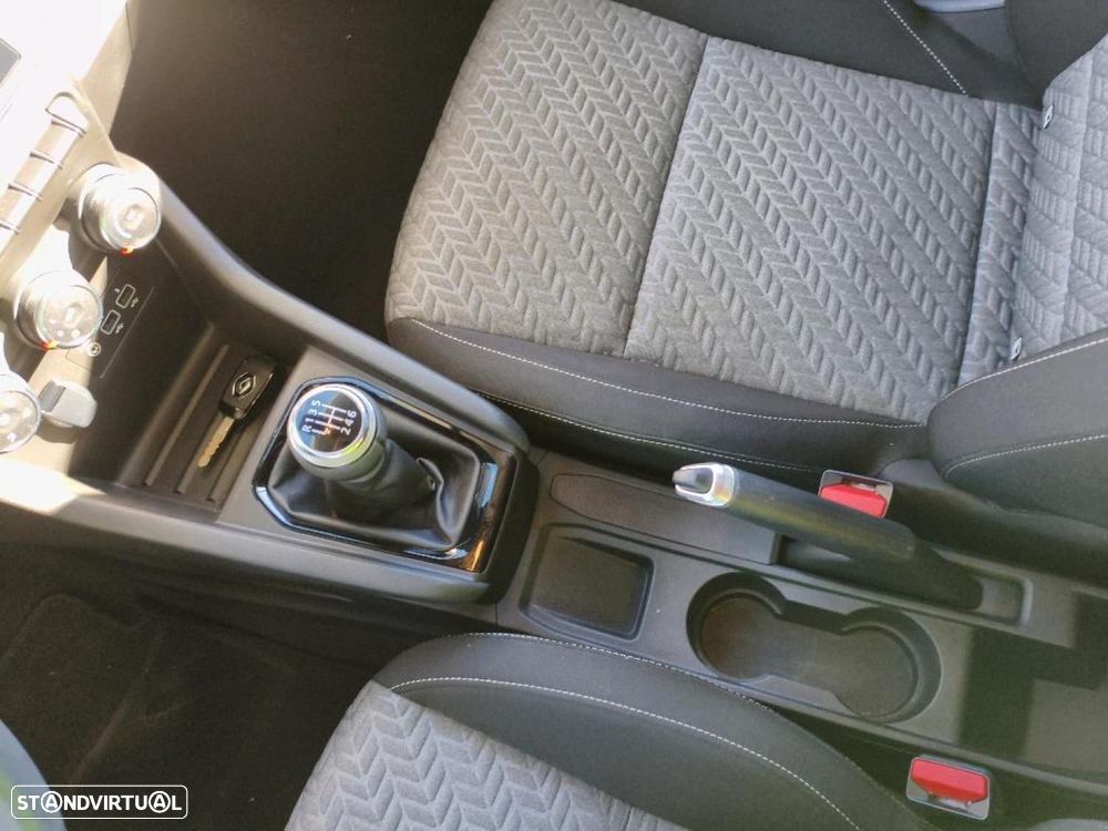 Renault Clio 1.0 TCe Evolution Bi-Fuel - 33