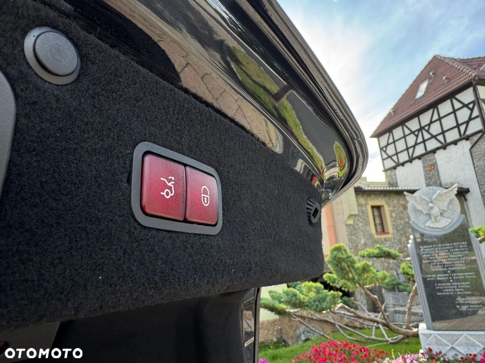 Mercedes-Benz Klasa S AMG 63 4-Matic+ L - 23