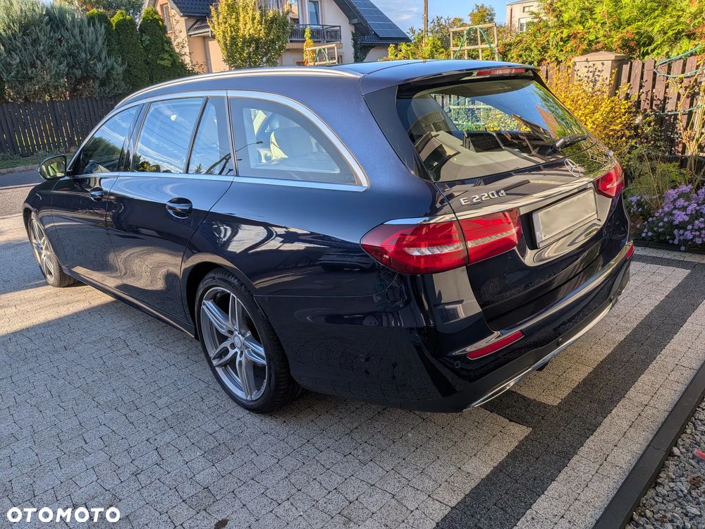 Mercedes-Benz E-Class 2016 photo 4