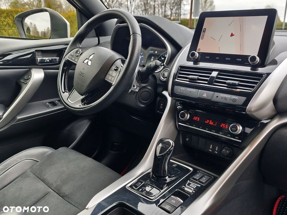 Mitsubishi Eclipse Cross 2.4 PHEV Intense Plus - 26