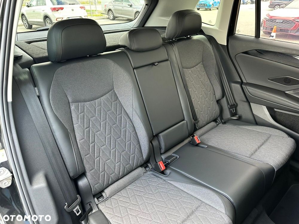 Volkswagen Tiguan - 19