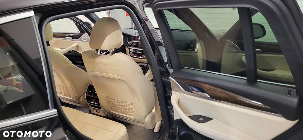 BMW X3 xDrive30i xLine - 17