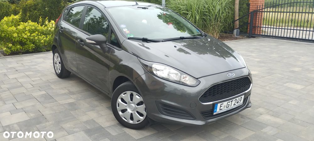 Ford Fiesta 1.25 Celebration - 10