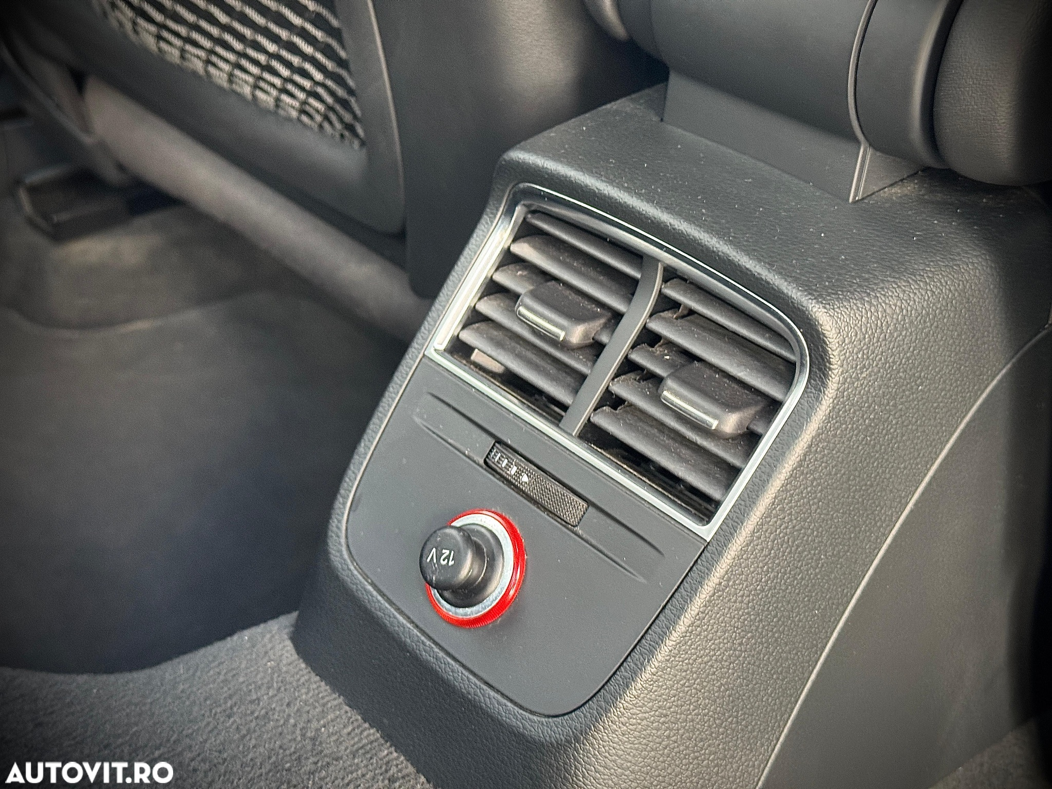 Audi A3 1.6 TDI clean Stronic Ambiente - 14