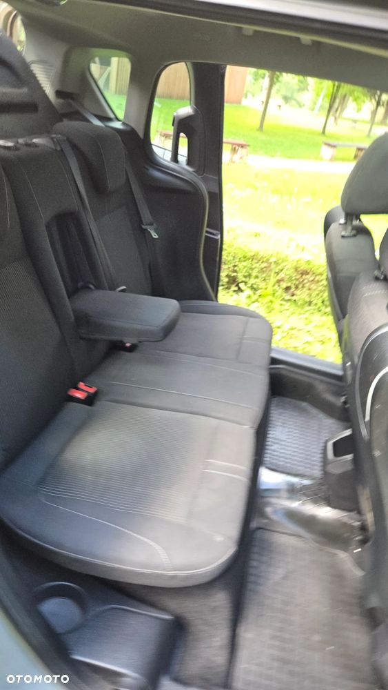 Ford B-MAX - 8