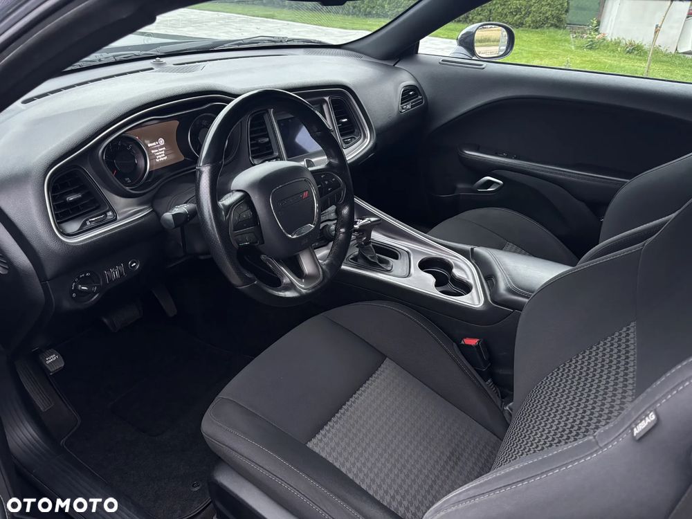 Dodge Challenger Automatik R/T Plus - 19