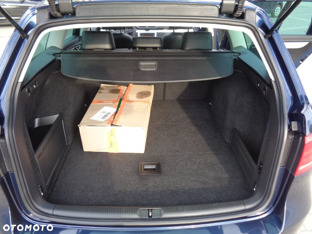 Volkswagen Passat 1.8 TSI Highline - 21