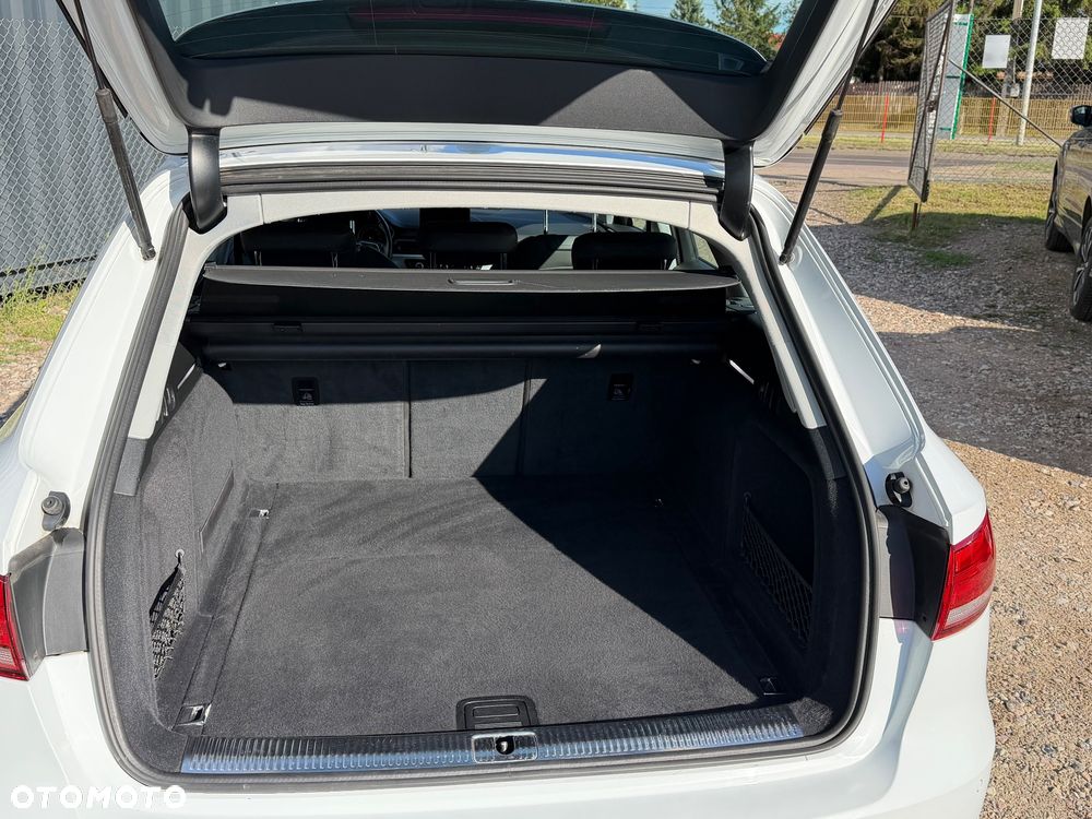 Audi A4 Avant 2.0 TDI S tronic - 37