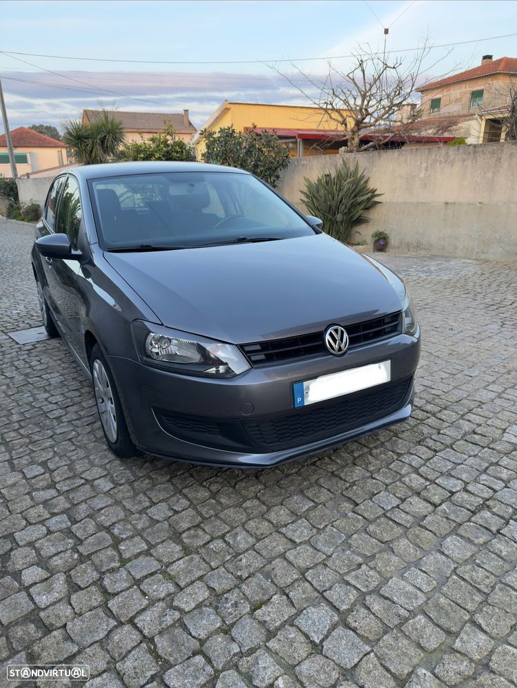 VW Polo 1.6 TDI Confortline BlueMotion - 1