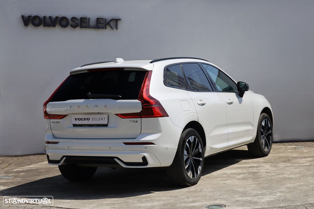 Volvo XC 60 2.0 T6 PHEV Plus Dark AWD - 3