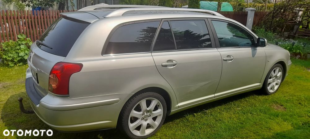 Toyota Avensis 2.4 VVT-i Sol Plus - 3