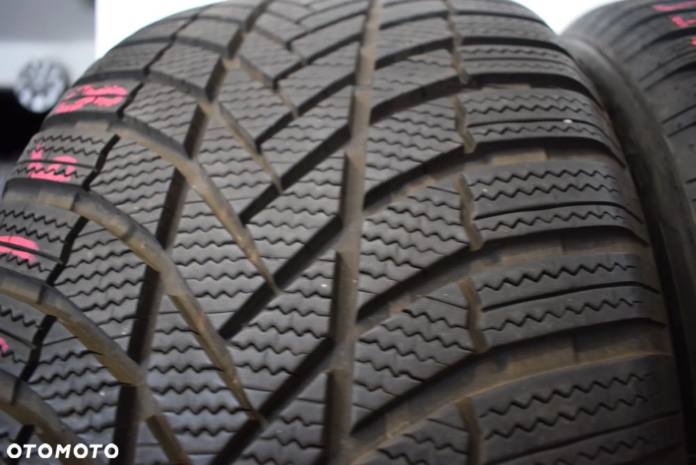 R19 255/50 Bridgestone Blizzak LM005 - 2