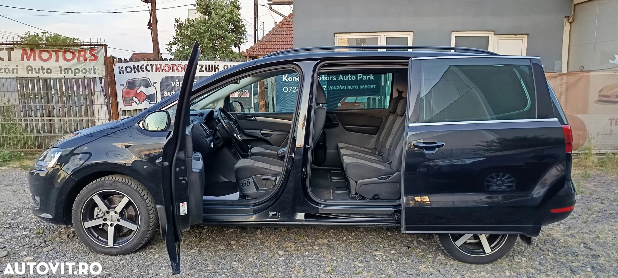 Volkswagen Sharan 2.0 TDI BlueMotion Technology Comfortline - 12