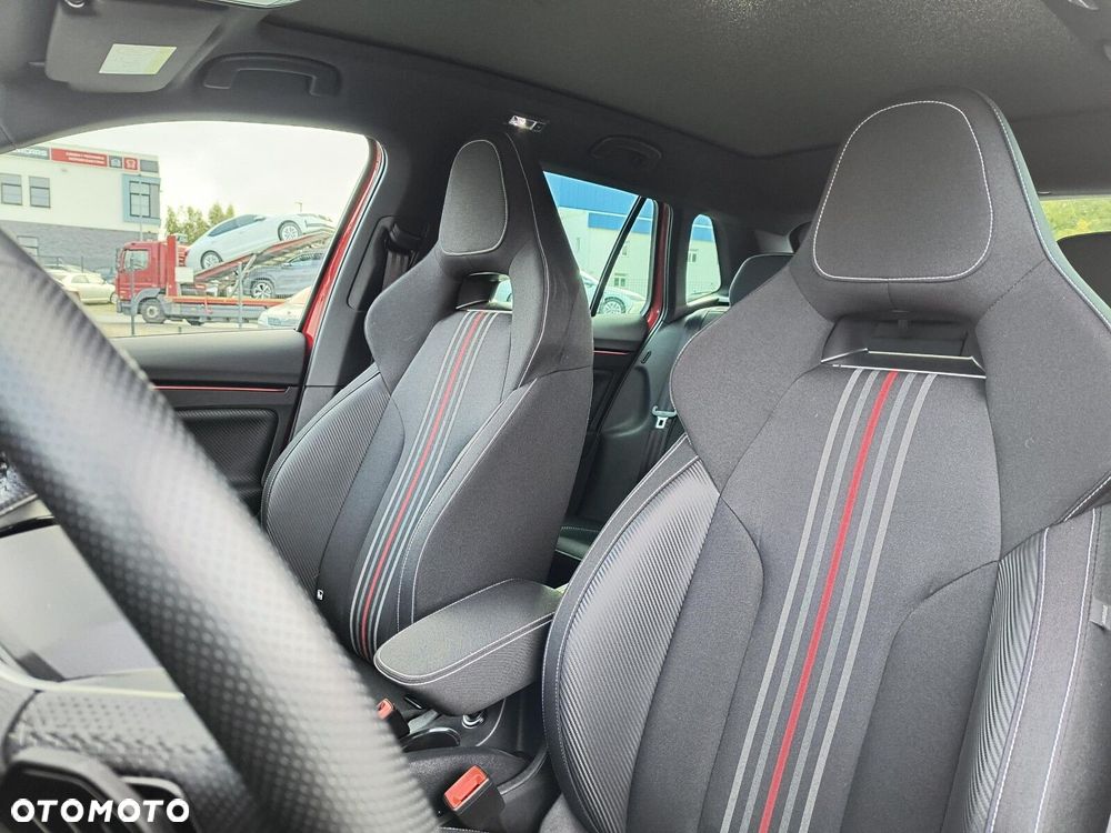 Skoda Kamiq 1.5 TSI Monte Carlo DSG - 11