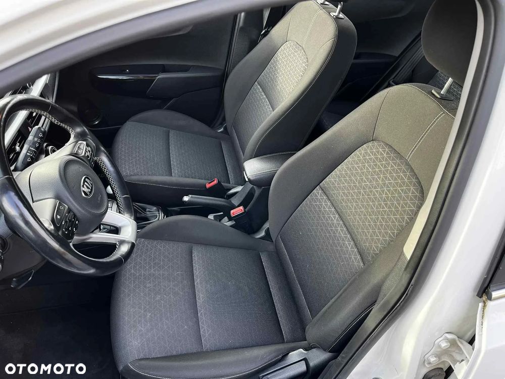 Kia Picanto 1.2 L - 16