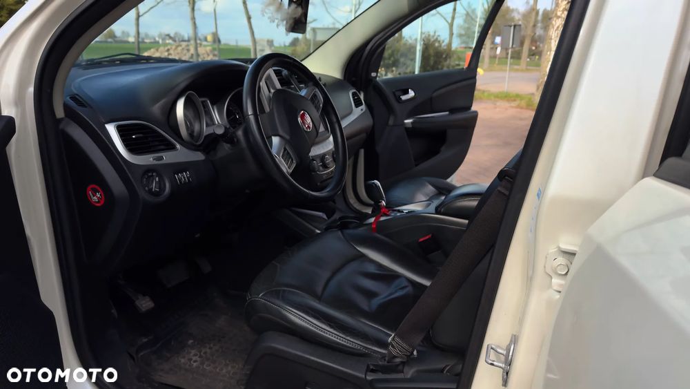 Fiat Freemont 2.0 Multijet Black Code AWD - 12