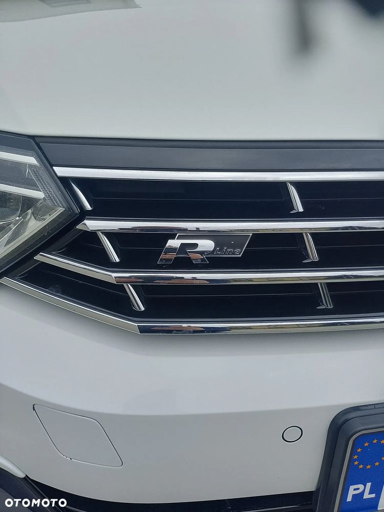 Volkswagen Passat - 27